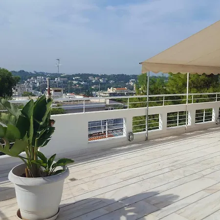 Sea View Dreamy Penthouse In Vouliagmeni *